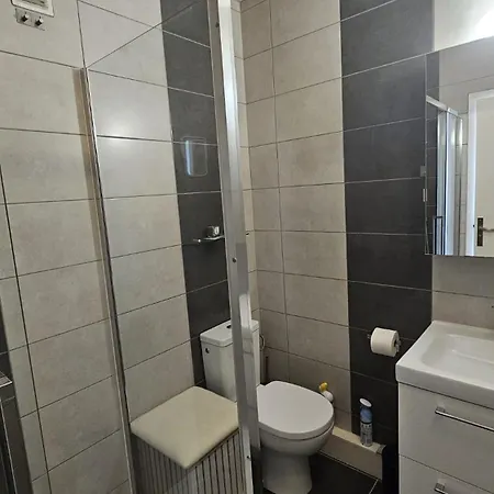 Lumineux Avec Parking Prive Appartement *